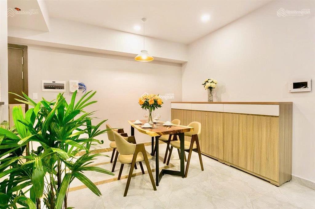 Chủ gửi bán căn hộ lucky palace quận 6 có sổ hồng 82m2 thiết kế 2 phòng view đẹp  0943 245 ***