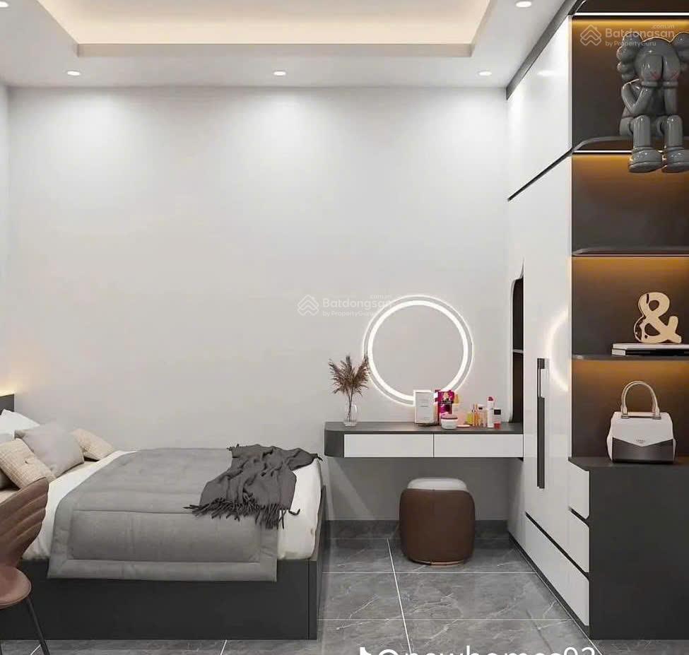 Cần bán gấp chcc xi grand court q10, dt 75m2 2pn  2wc. giá 6 tỷ. nhà đẹp  0943 245 *** huy