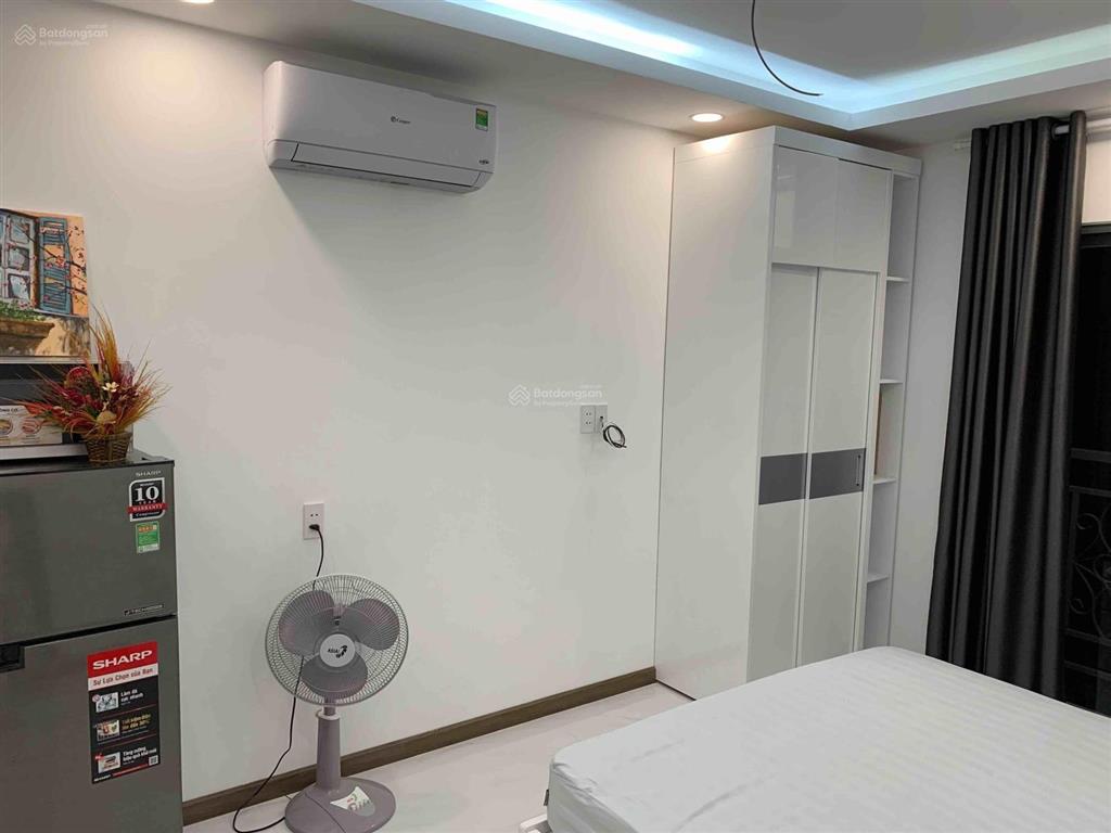 Chính chủ cho thuê căn hộ 25m2 có ban công đầy đủ nội thất quận 2