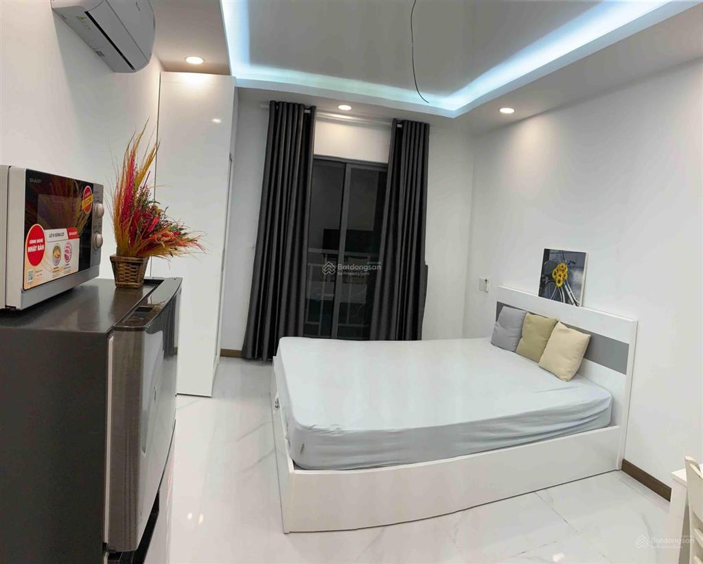 Chính chủ cho thuê căn hộ 25m2 có ban công đầy đủ nội thất quận 2