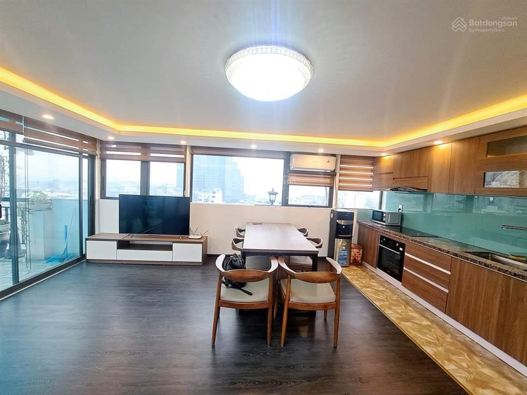 Chính chủ bán nhà mặt phố tại nguyễn trường tộ, ba đình, dt 120m2, 5 tầng, 75 tỷ