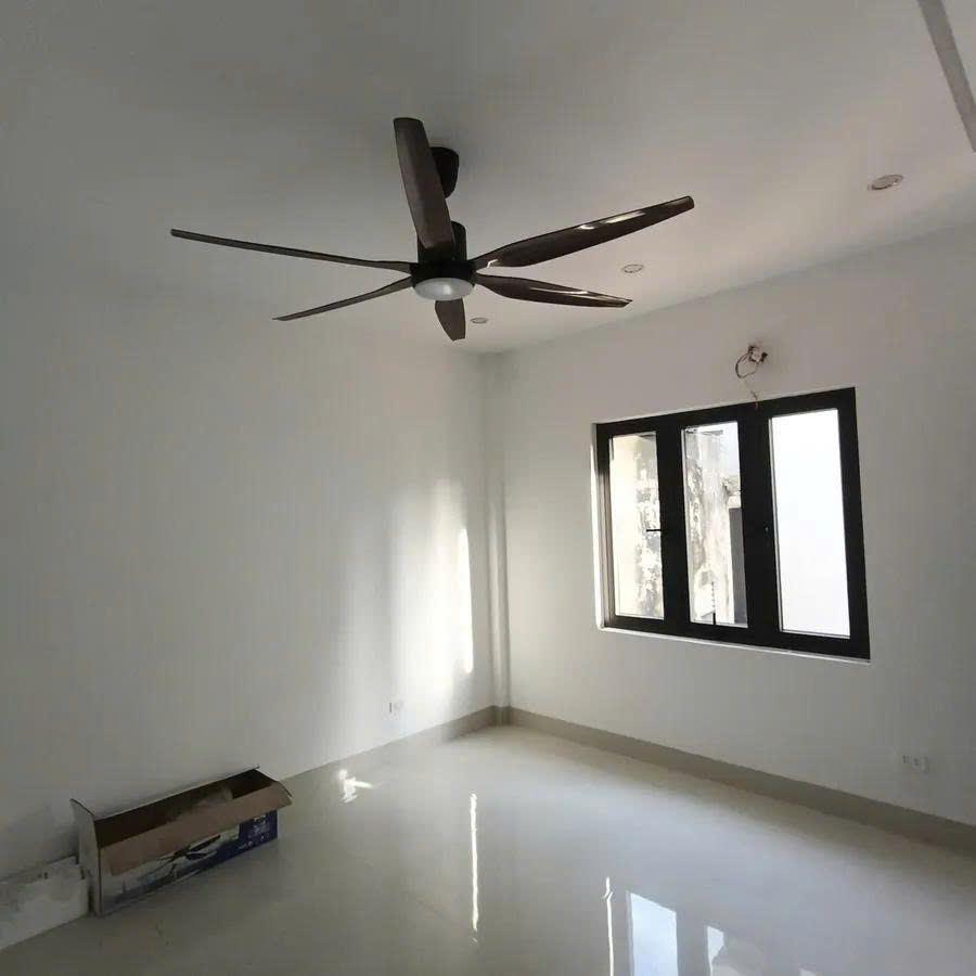 Hiếm nhà đẹp 5 tầng mặt phố Bà Triệu, 64m2, MT 4.6m, thang máy, kinh doanh tốt, giá 26.2 tỷ