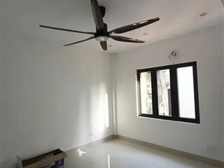 Hiếm nhà đẹp 5 tầng mặt phố Bà Triệu, 64m2, MT 4.6m, thang máy, kinh doanh tốt, giá 28.5 tỷ
