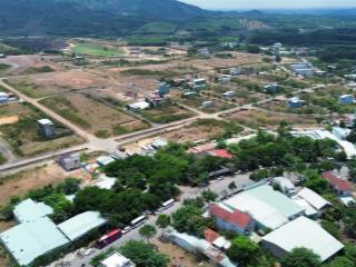 Bán siêu phẩm đường dt602 3 mặt tiền, 1380m2 đất ở, gần khu thương mại tự do.