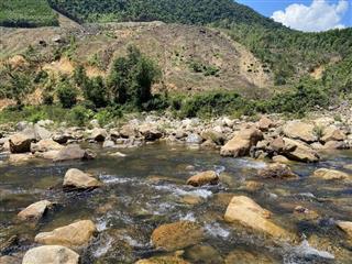 Đất view sông cu đê hòa bắc, 33000m2 có 400m2 đất ở đường dt601.