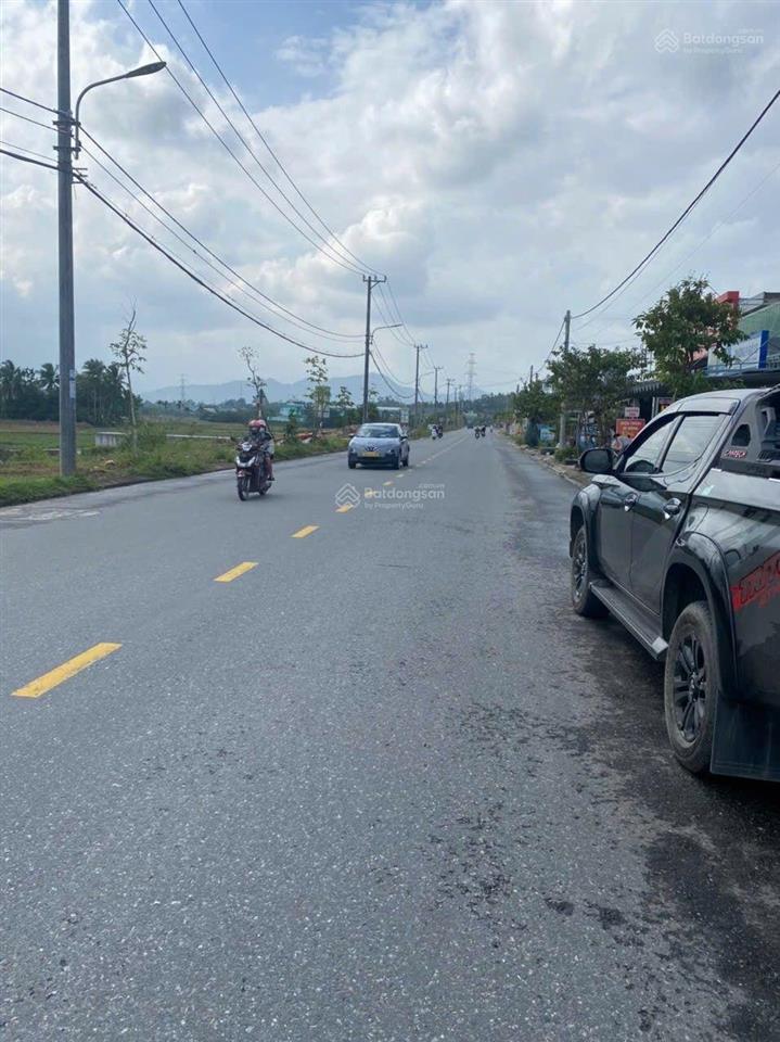 Đất thạch nham tây sau lưng chợ hòa nhơn, gần đường dh2, 98m2.