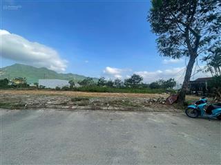 Đất tái định cư nam nhà vườn hòa ninh, 107m2 đất ở giá tốt.