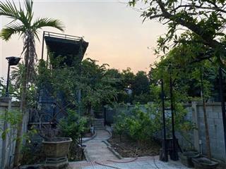 Đất 2 mặt tiền đường nhựa và bê tông, 310m2 có 100m2 đất ở xã hòa phong.