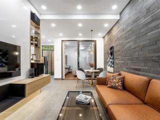 Bán nhà hẻm xe hơi 8m lê văn sỹ, dt 7.6x20, 1 trệt 3 lầu giá 27 tỷ ( kim xem nhà)