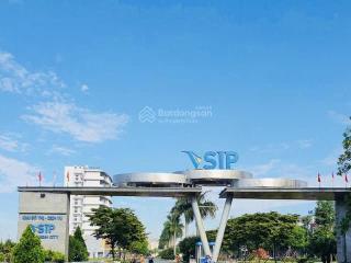 Bán nhà 3 tầng siêu đẹp đầy đủ nội thất  khu đô thị vsip quảng ngãi