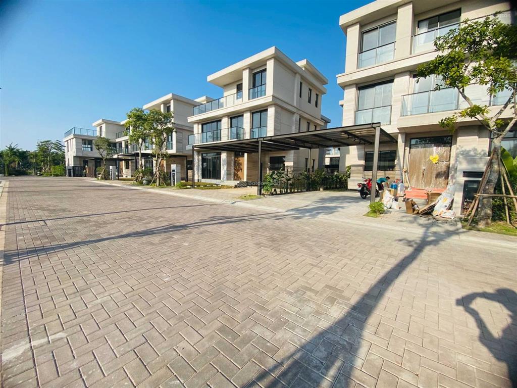 Hàng mới bán nhanh căn góc dinh thự the mizuki  chỉ 45 tỷ  hotline 0914 732 ***