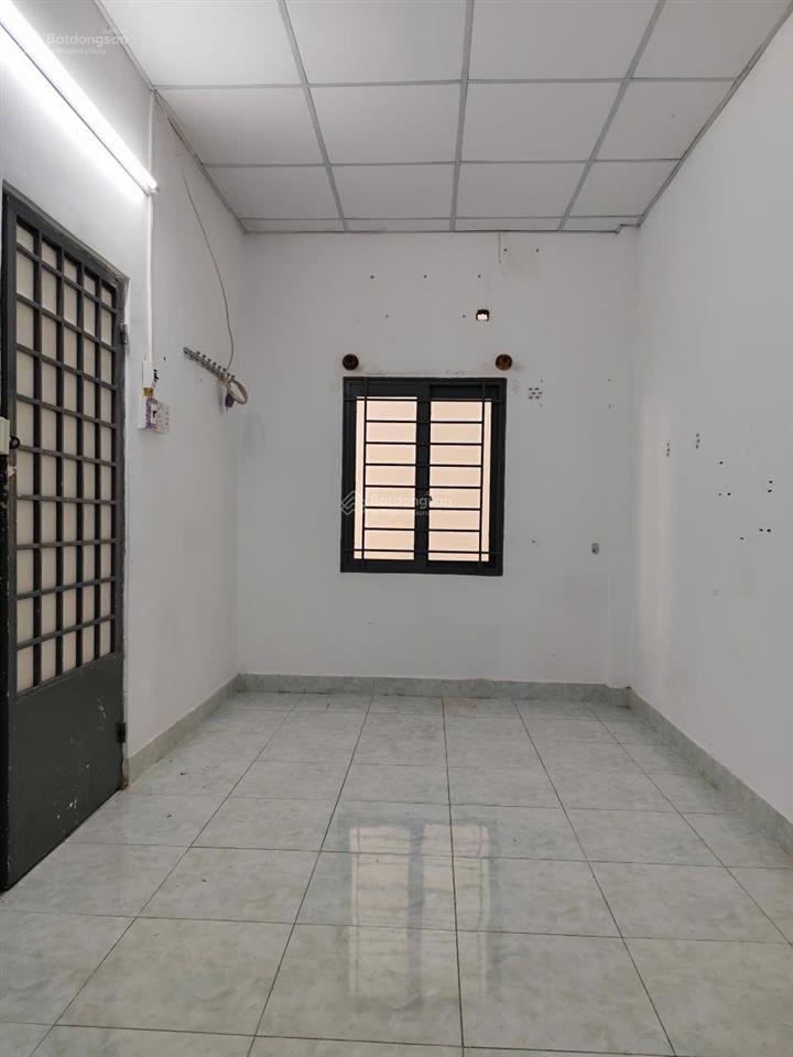 Cho thuê nhà trọ đường núi thành  gần chợ, bệnh viện mỹ đức, etown cộng hòa