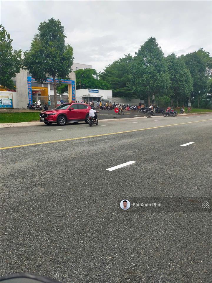 Bán đất ngay trường tiểu học kim đồng, kcn bàu bàng, hcm mới, 1 tỷ 4 sổ sẵn công chứng ngay