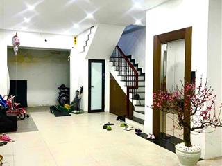 Rẻ! bán nhà riêng phố giáp nhất, dân xây, gần phố, ngõ ô tô, lô góc 70m2*4t, mt 6m