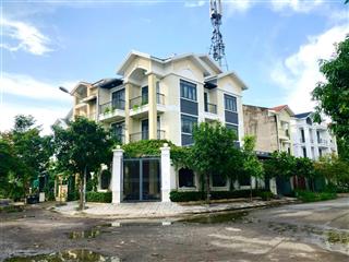Bán villa góc 2 mặt tiền đường lớn khu vip ven sông bình thạnh