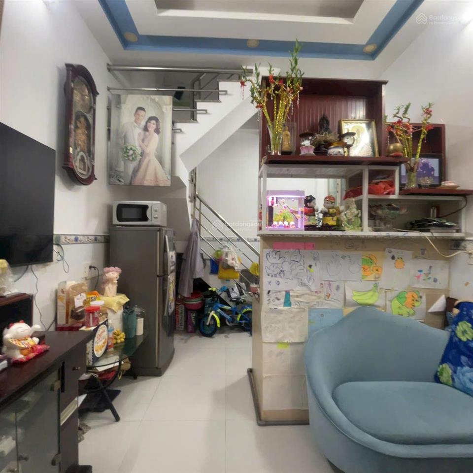 Bán nhà riêng tại nguyễn khoái, p.2, q4, hcm, 3,45 tỷ, 21,4 m2, 3 tầng, 2pn, 2wc