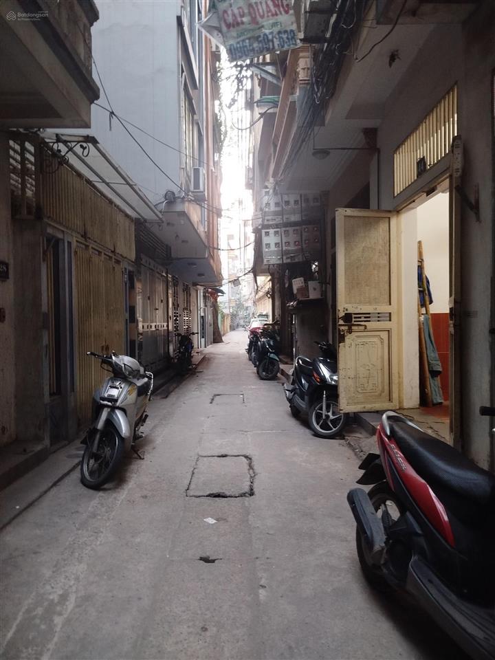 Chính chủ bán nhà 3 tầng đường tôn thất tùng gần đại học y hà nội. dt 44m2 giá 7.1 tỷ