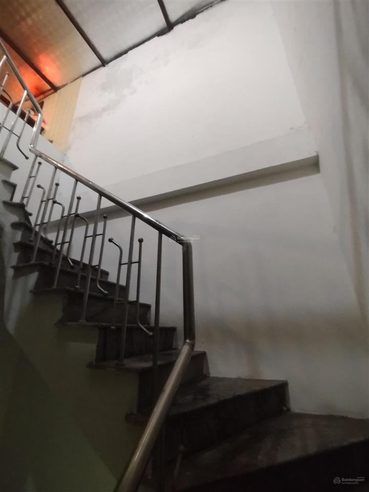 Chính chủ bán nhà 3 tầng đường tôn thất tùng gần đại học y hà nội. dt 44m2 giá 7.1 tỷ