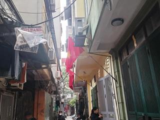 Chính chủ bán nhà 3 tầng đường tôn thất tùng gần đại học y hà nội. dt 44m2 giá 7.1 tỷ