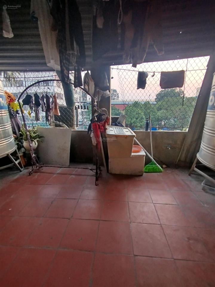 Chính chủ bán nhà 3 tầng đường tôn thất tùng gần đại học y hà nội. dt 44m2 giá 7.1 tỷ