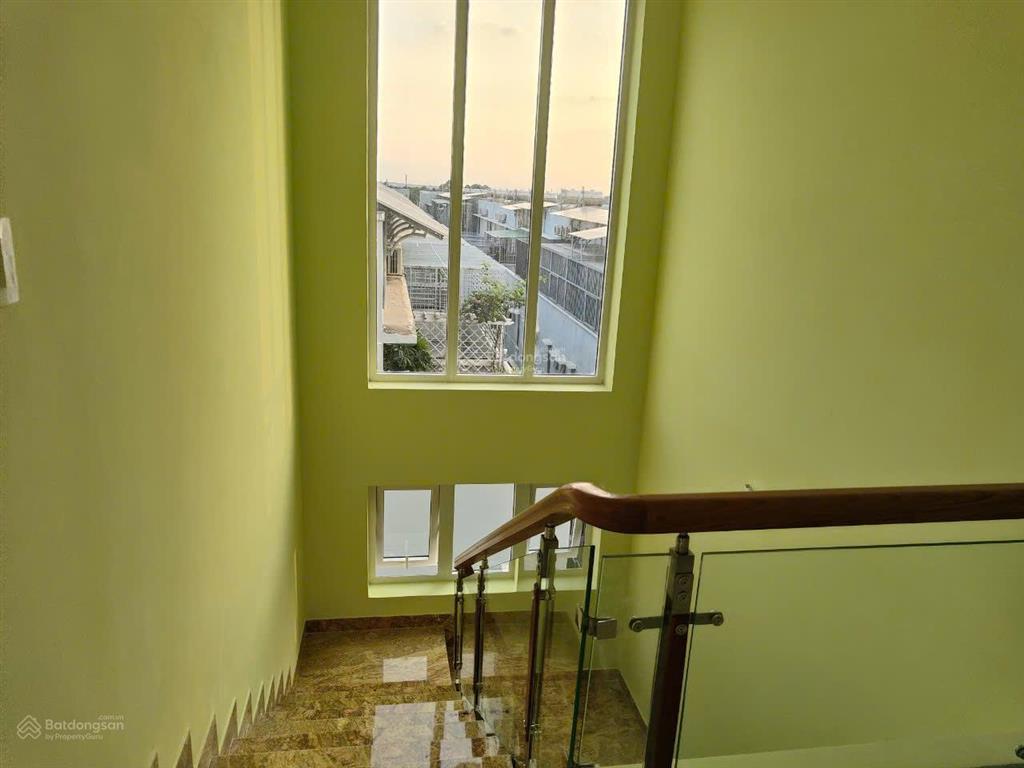 Cho thuê nhà tm dv phú mỹ 1 trệt 2 lầu, diện tích 108m2 mặt tiền 6m