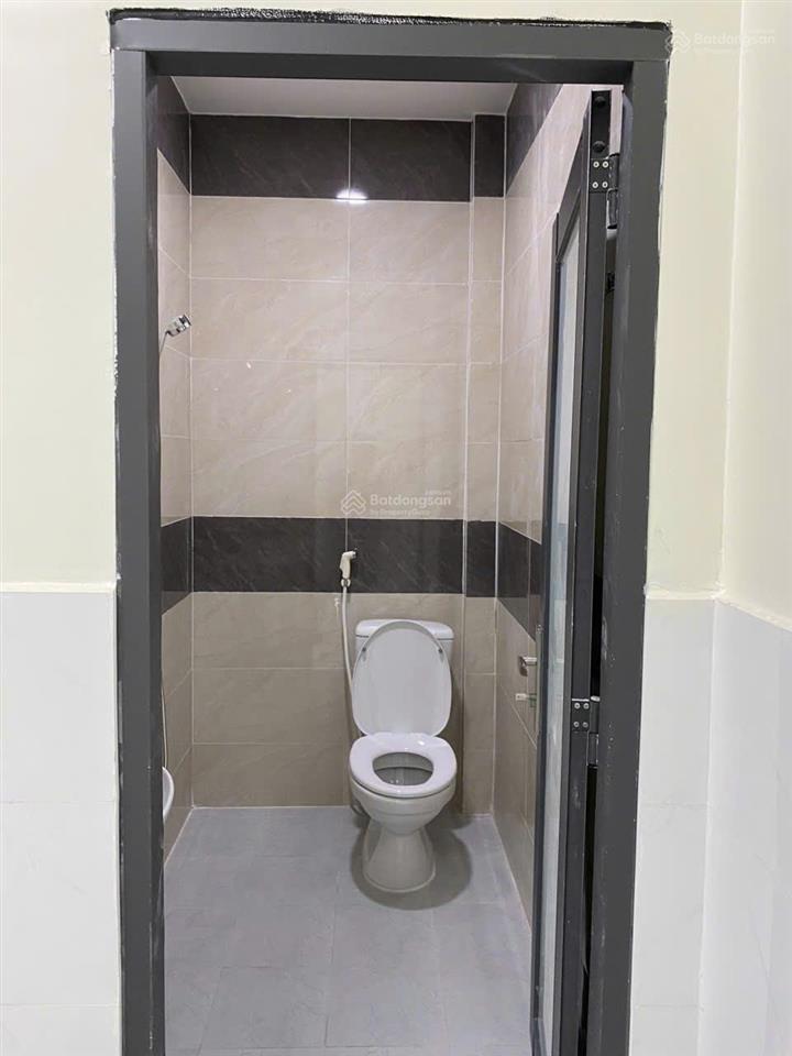 Bán nhà mặt tiền nguyễn hữu dật, dt 4mx15m, 2 tầng, nhà mới ở liền, gần đh công thương tp hcm
