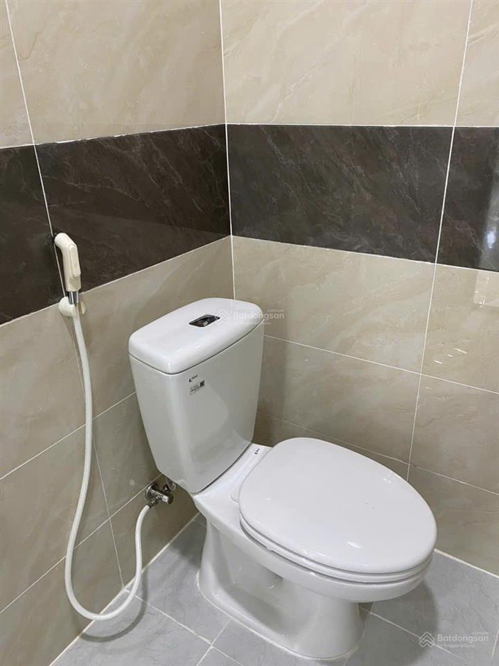 Bán nhà mặt tiền nguyễn hữu dật, dt 4mx15m, 2 tầng, nhà mới ở liền, gần đh công thương tp hcm