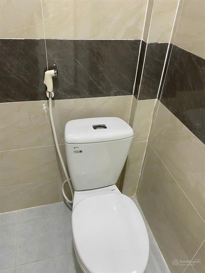 Bán nhà mặt tiền nguyễn hữu dật, dt 4mx15m, 2 tầng, nhà mới ở liền, gần đh công thương tp hcm