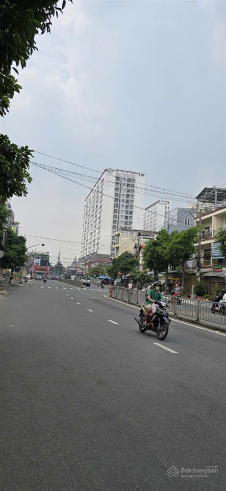 Tòa nhà mặt tiền kinh doanh sầm uất đường số 7 tên lửa, 6x21m 1 trệt 1 hầm 4 lầu sân thượng