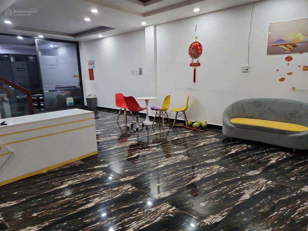 Tòa nhà mặt tiền kinh doanh sầm uất đường số 7 tên lửa, 6x21m 1 trệt 1 hầm 4 lầu sân thượng