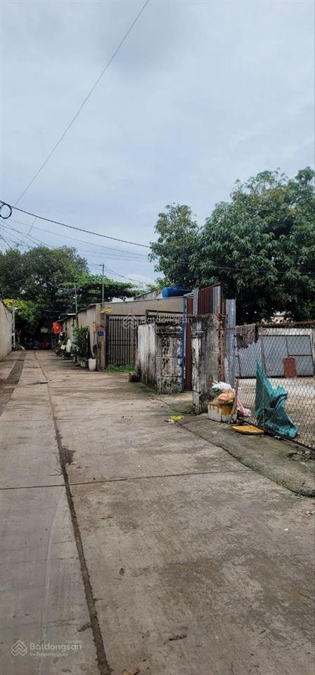 Bán lô đất hẻm một sẹc 8m gần đường lê văn quới, 4x20m xây dựng đủ