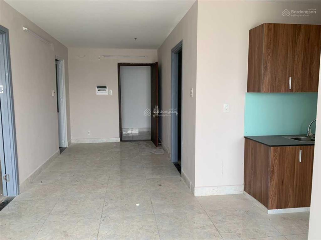 Chủ đầu tư bán vài căn đẹp suất noxh giá 2.3 tỷ 55m2 tại blue sky tower.  0909 456 ***