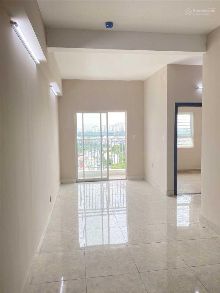 Căn góc đẹp tại blue sky tower suất thanh lý giá tốt.  0909 456 ***