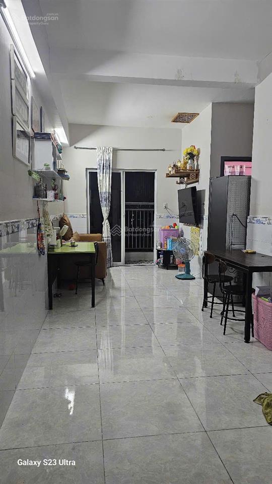 C/c blue sky tower giá 2.450 tỷ, 2pn, 2wc, ban công, tầng thấp. 0909 456 ***