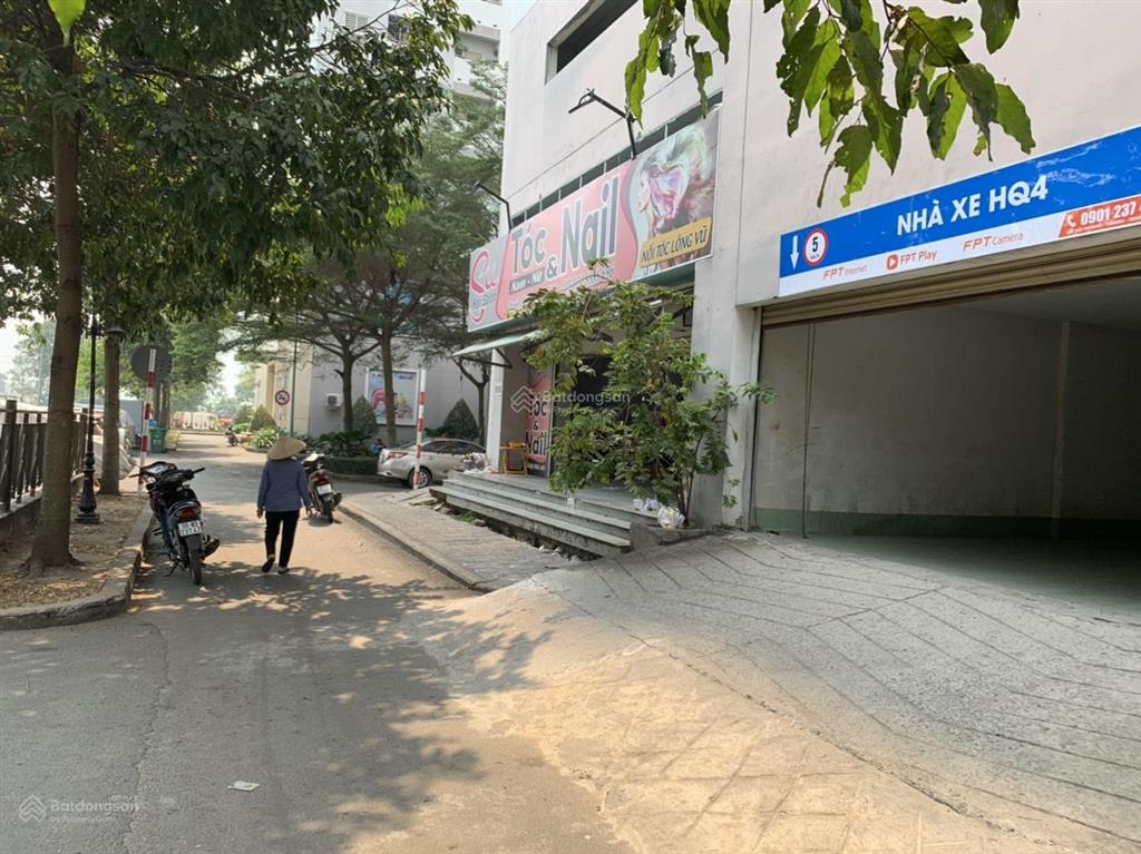 Bán shophouse tại hqc plazabình chánh,giá 3,9 tỷ, 120m2,tiện kinh doanh đủ ngành nghề.0909 456 ***