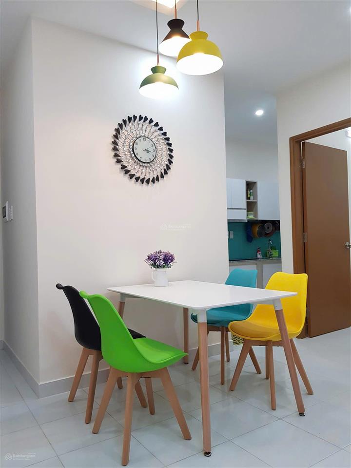 Căn 50m2 sổ sẳn 1.2 tỷ hqc plaza giá cực tốt,đt 0909 456 ***