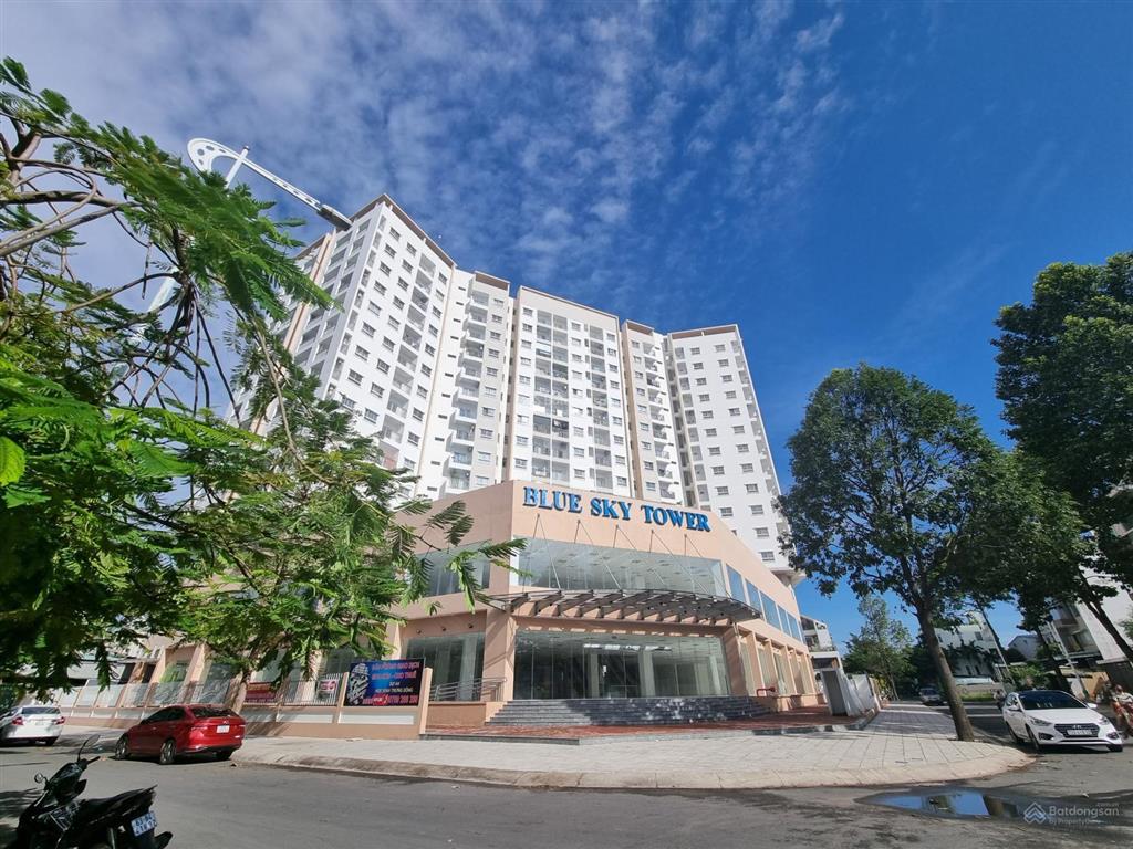 Căn hướng đông blue sky tower 63m2,nhà sạch đẹp vào ở ngay,2pn,2wc,ban công