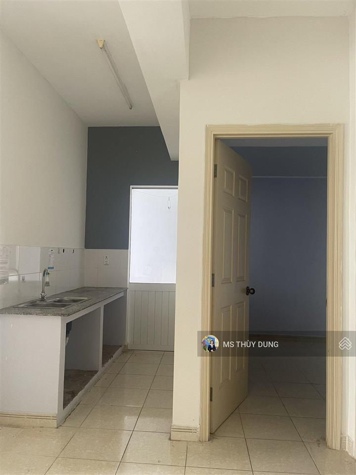 Bán căn 2pn  2wc hqc plaza giá 1,2 tỷ, lô hq1 mặt tiền nvl. xem nhà 0909 456 ***
