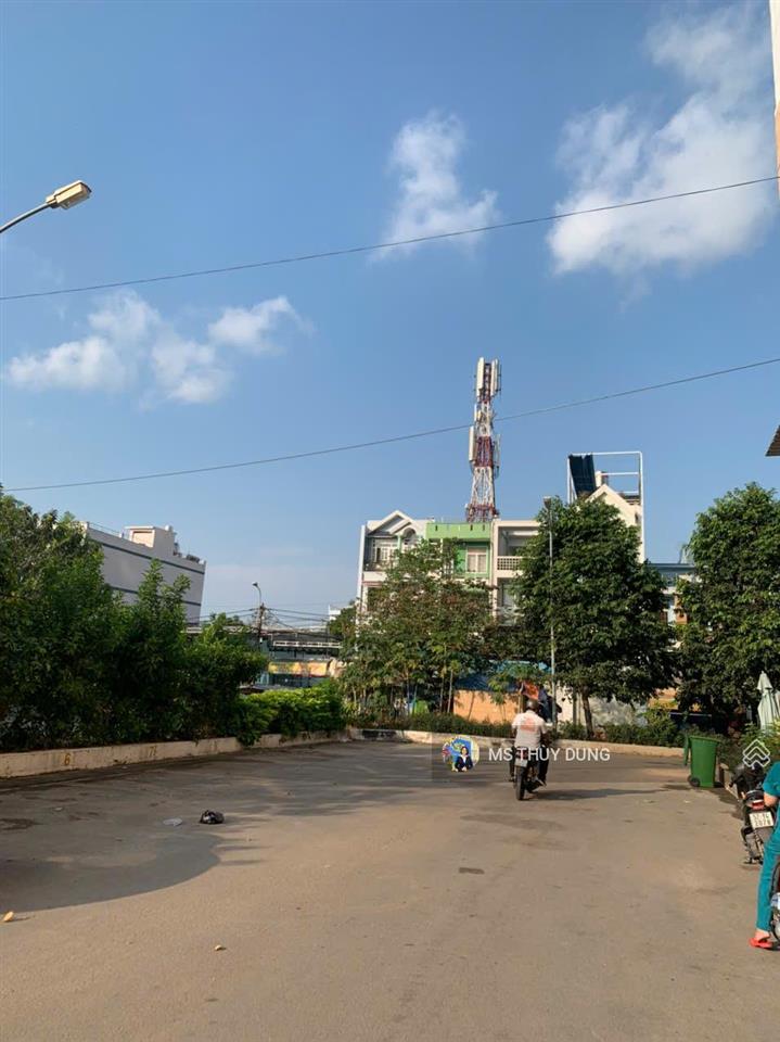 Chính chủ đang ở cần bán căn 60m2 giá 1.250 tỷ tầng 10