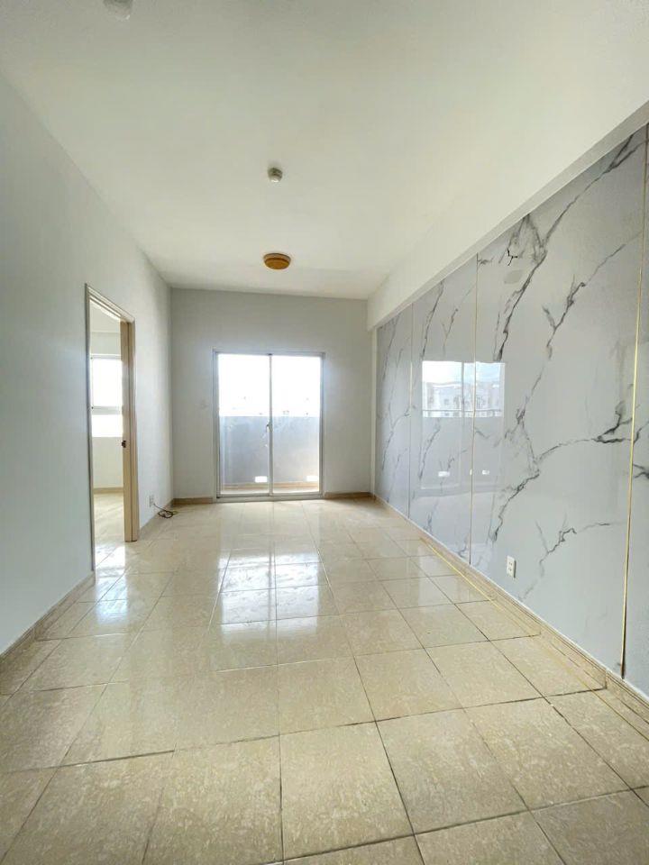 Bán 1 căn góc HQC Plaza giá chỉ 1.3 tỷ, 62m2 - 2PN - 2WC,nhận nhà ở ngay