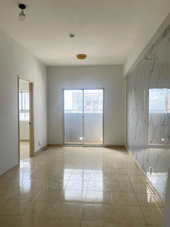 Bán 1 căn góc HQC Plaza giá chỉ 1.3 tỷ, 62m2 - 2PN - 2WC,nhận nhà ở ngay