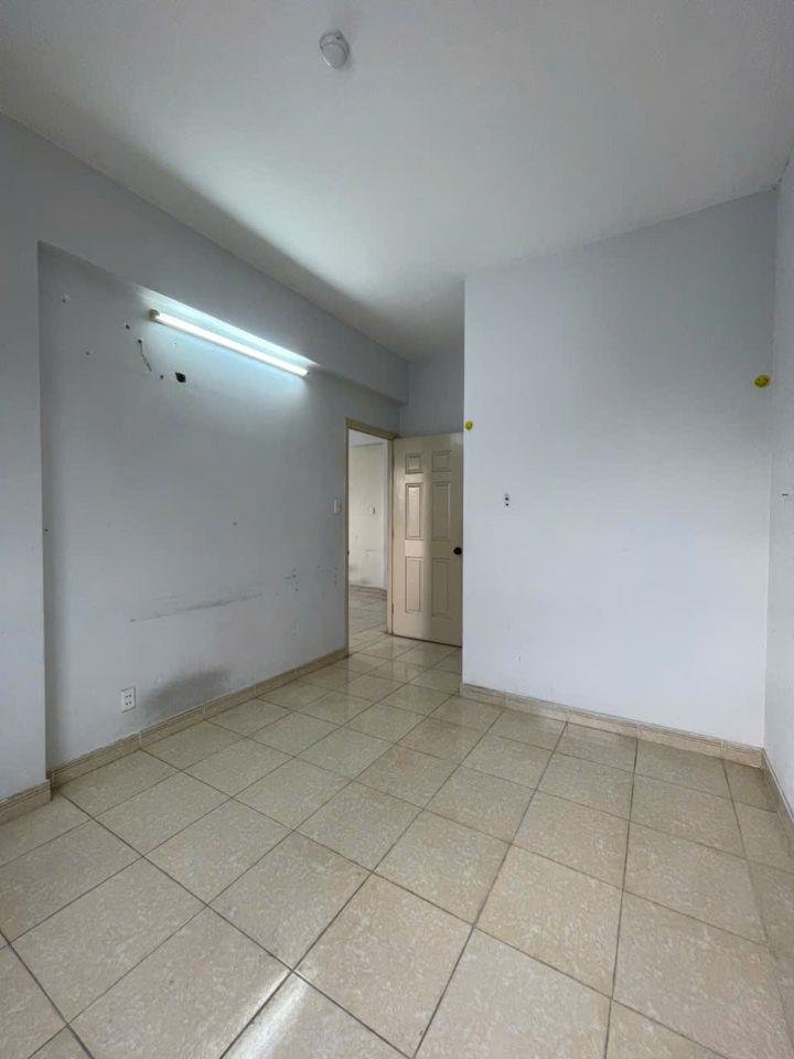 Bán 1 căn góc HQC Plaza giá chỉ 1.3 tỷ, 62m2 - 2PN - 2WC,nhận nhà ở ngay