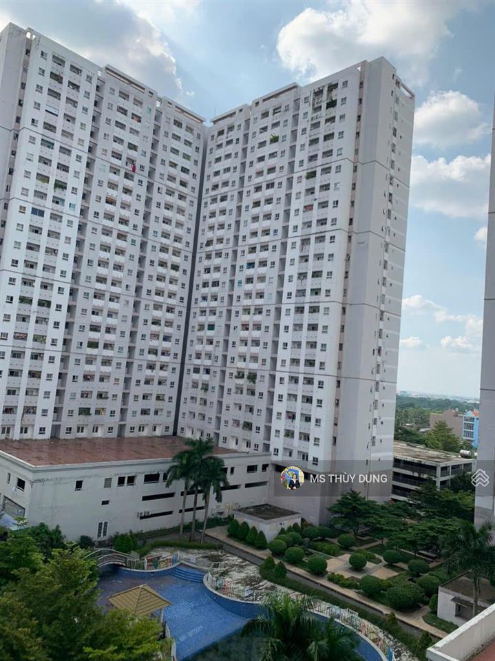 Cần bán suất thanh lý hqc plaza tầng 12 có dtsd 50m2 gồm 2pn.  0909 456 ***