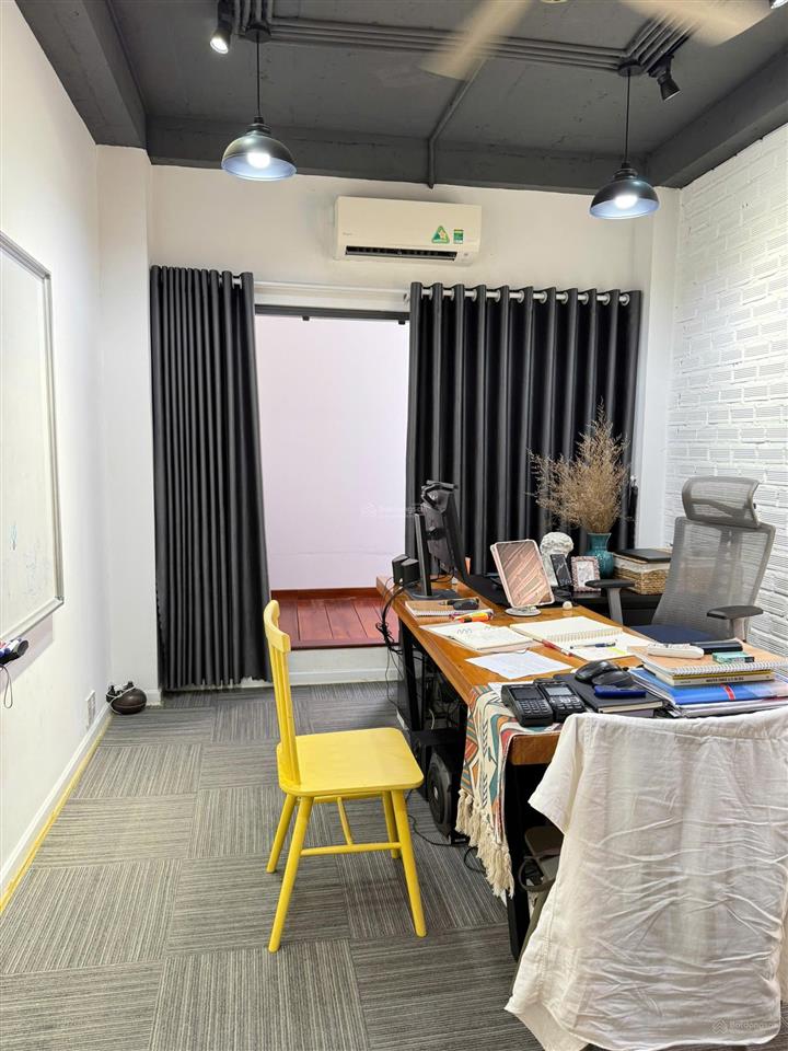 Bán gấp nhà đẹp 136 nguyễn hữu tiến, giá 10,5 tỷ