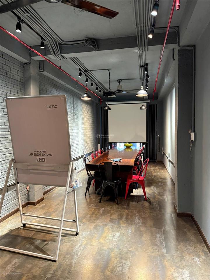 Bán gấp nhà đẹp 136 nguyễn hữu tiến, giá 10,5 tỷ