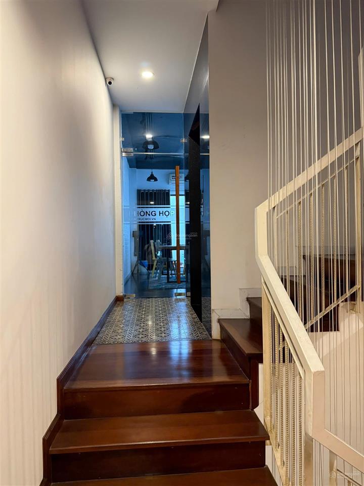 Bán gấp nhà đẹp 136 nguyễn hữu tiến, giá 10,5 tỷ