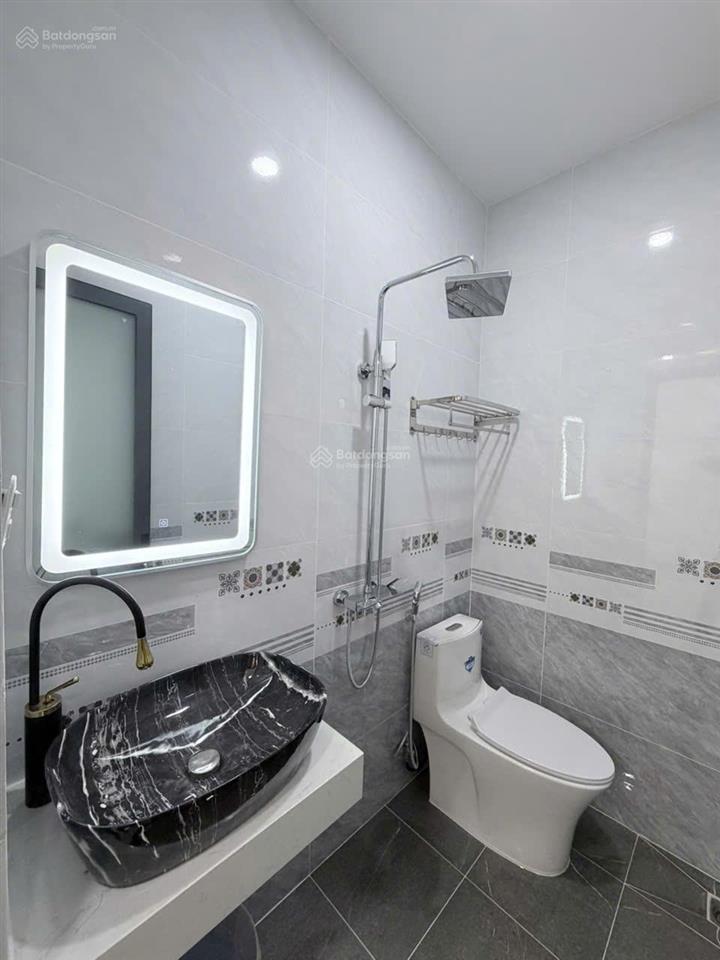 Bán nhà 1 sẹc đường nguyễn hữu tiến, giá 10,5 tỷ