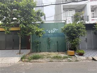 Đất đối diện công viên khu tên lửa 4.5x23 . giá 9.8 tỷ. thương lượng
