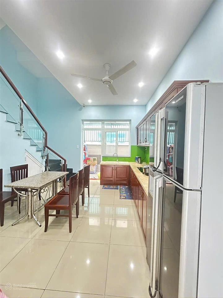 Bán nhanh căn 5x15 3pn giá tốt khu lovera park hướng đông nam