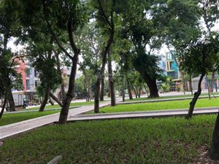 Bán đất vị trí đẹp đối diện công viên mặt tiền đường số 41 khu dân cư tên lửa, dt 4,5x23m